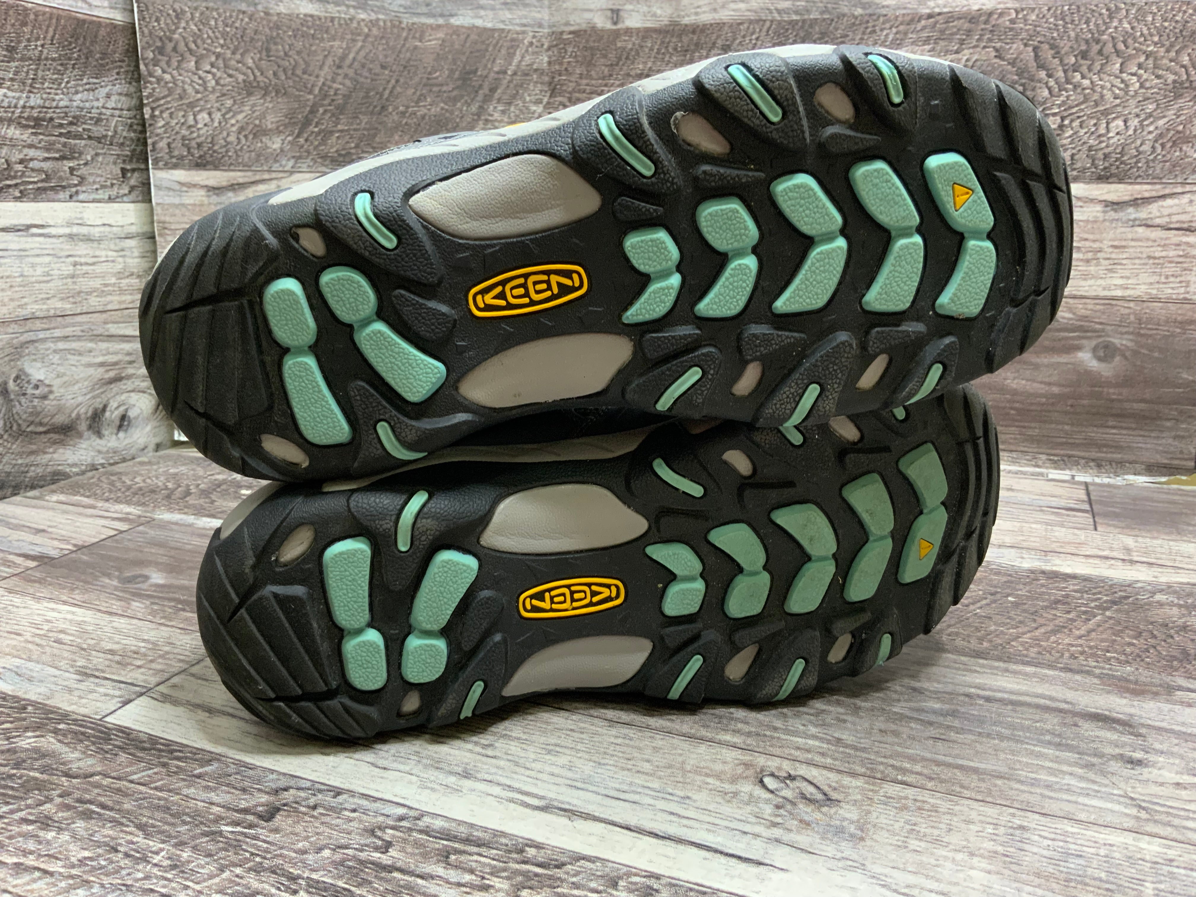 Keen Womens Koven Mid Athletic Chukka Waterproof Hiking Shoes (Size 9) (8128974487790)